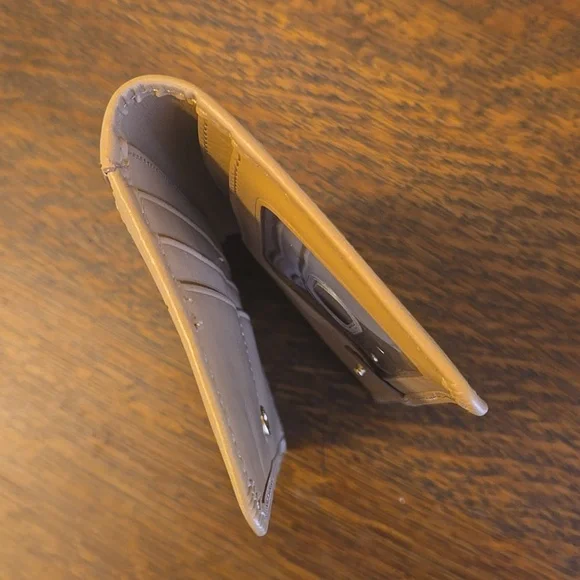 Brahmin Ady Wallet In Creme Talitha Leather NWOT - Picture 15 of 16